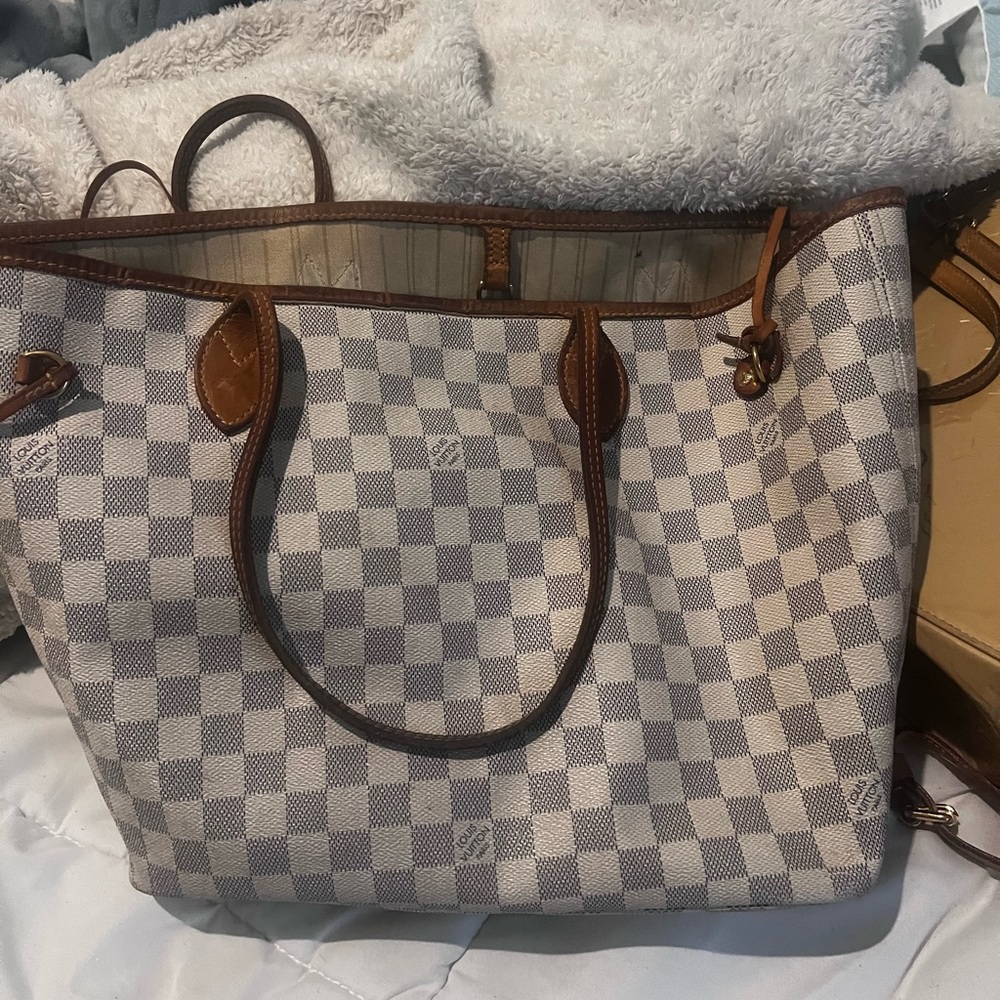 Old never full bag
